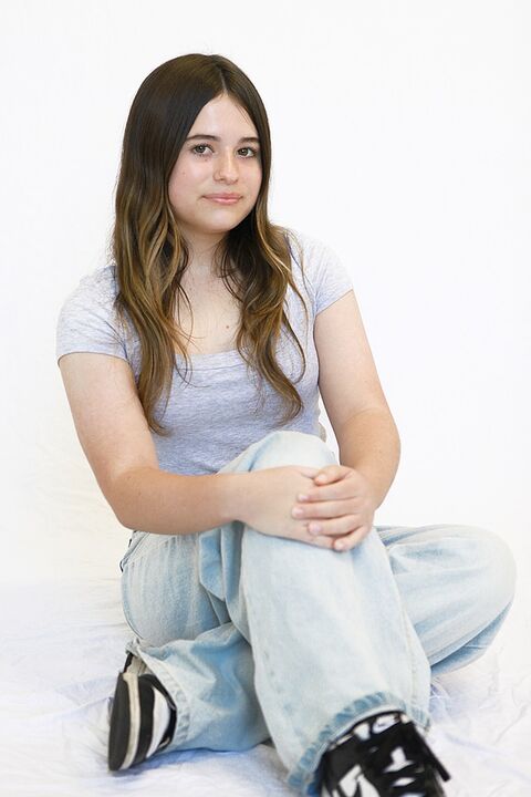 Now Actors - Demi Holmes